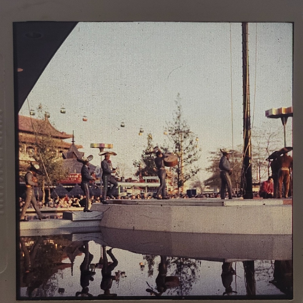 120 Medium Format Slide 1964 Worlds Fair New York City Mexico Performance